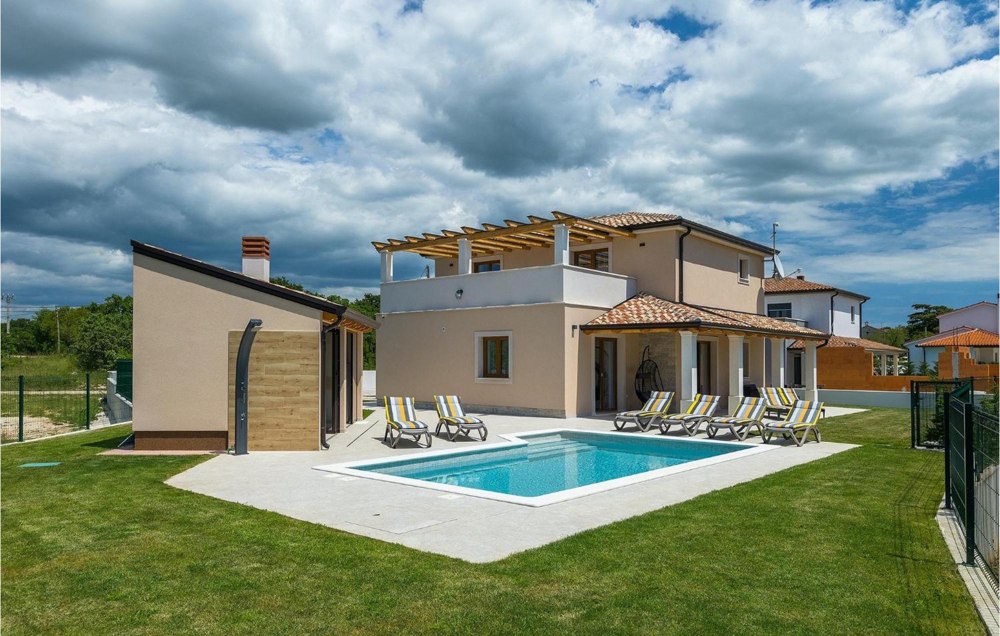 Holiday home Arlene Klarici Pula